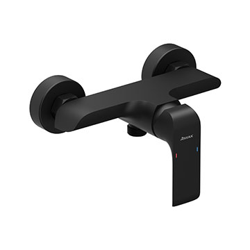 Flat black Duscharmaturen zur Wandmontage